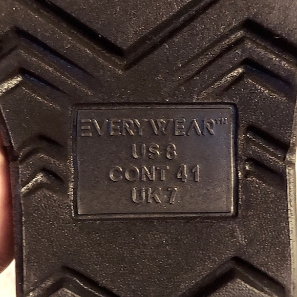 Totes Cirrus Slip Resistant Slip-on Rain Boots - Picture 5 of 8